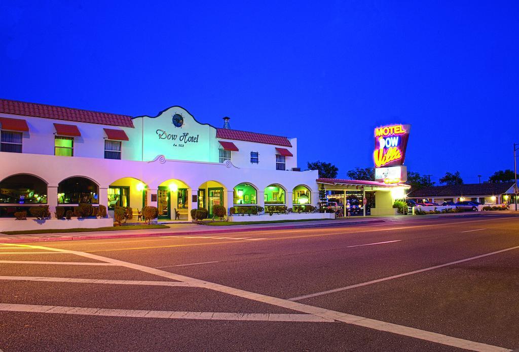 Dow Villa Motel Lone Pine Eksteriør billede